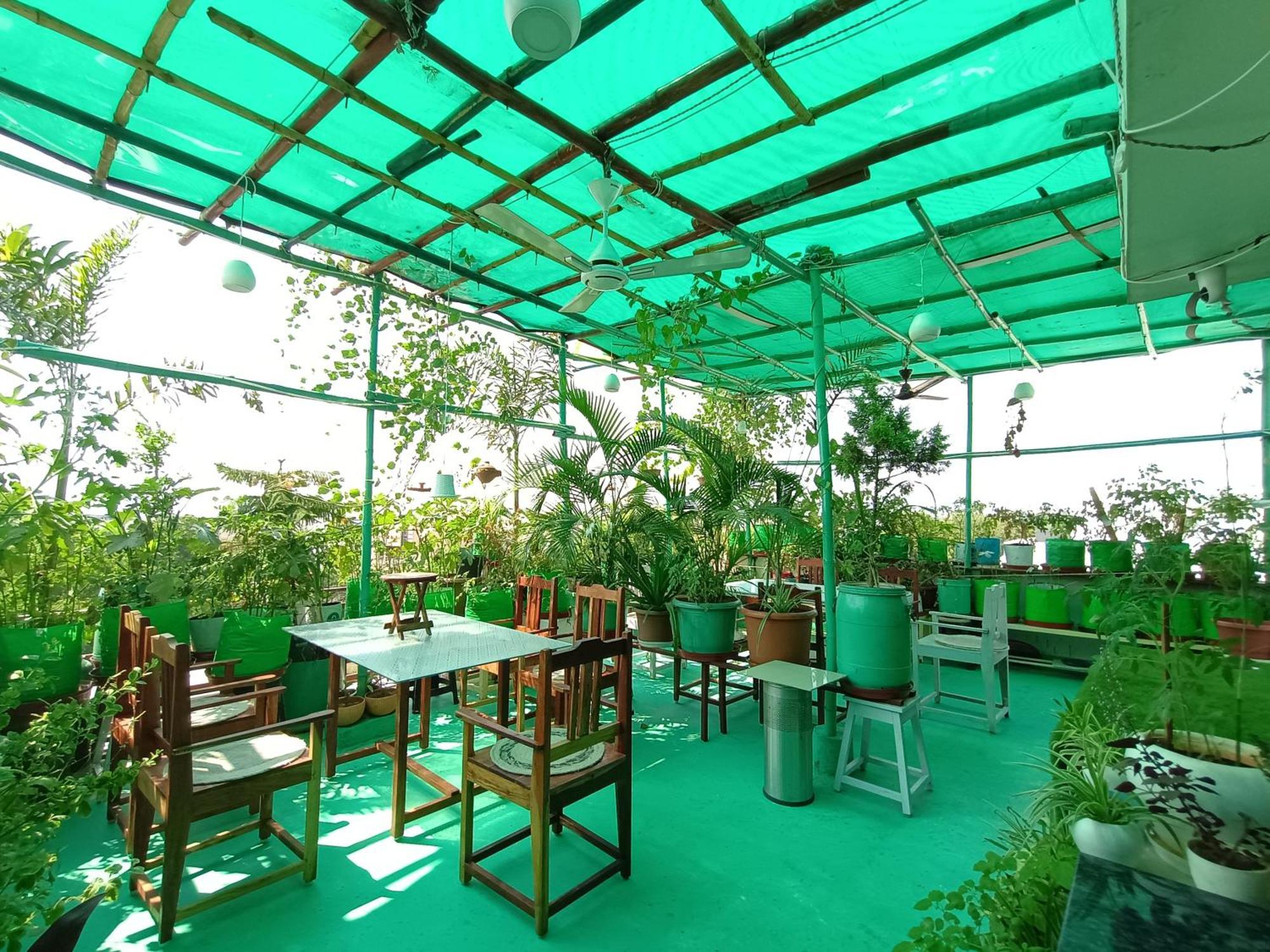 Choudhary White House Udaipur Apartment Bagian luar foto