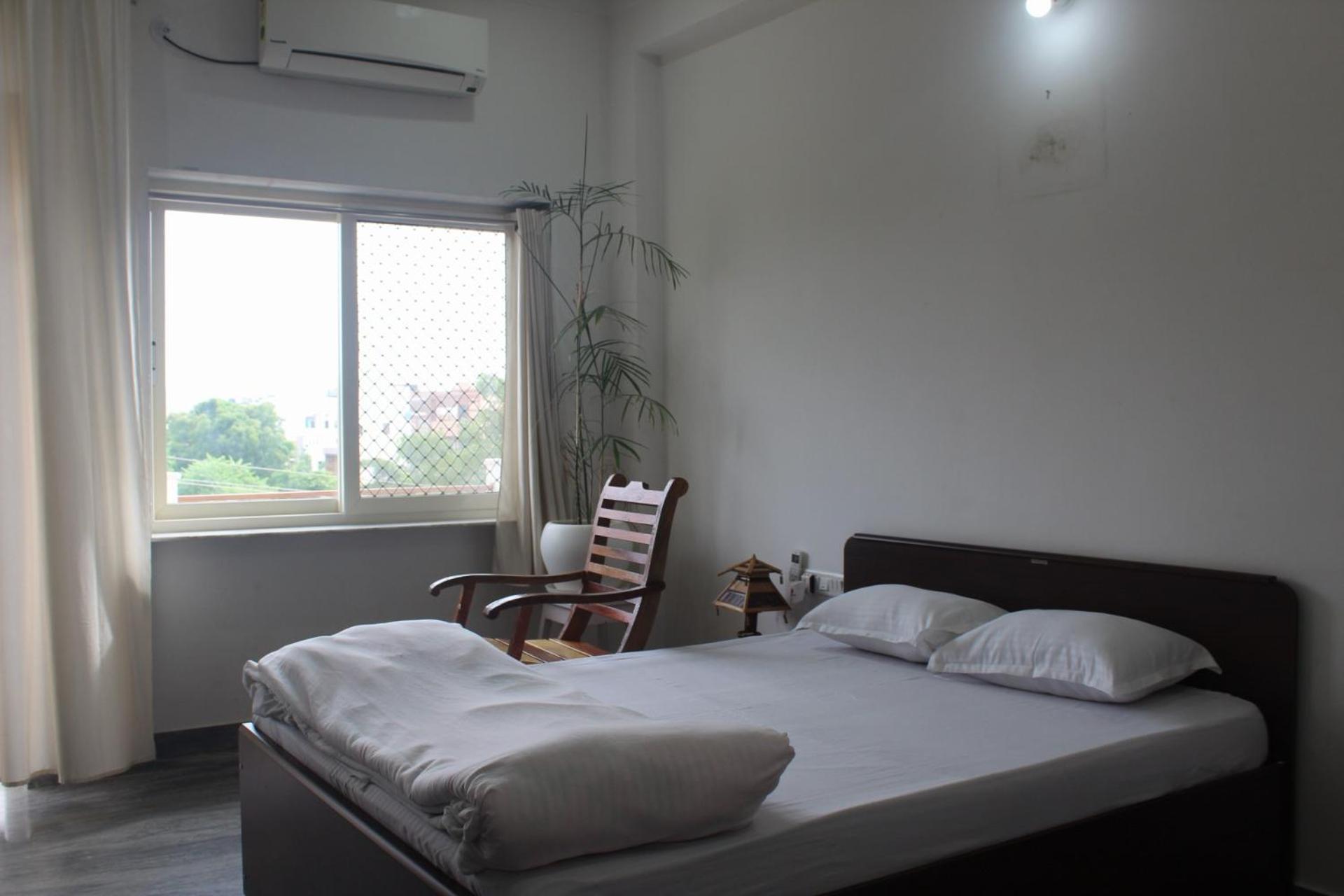 Choudhary White House Udaipur Apartment Bagian luar foto