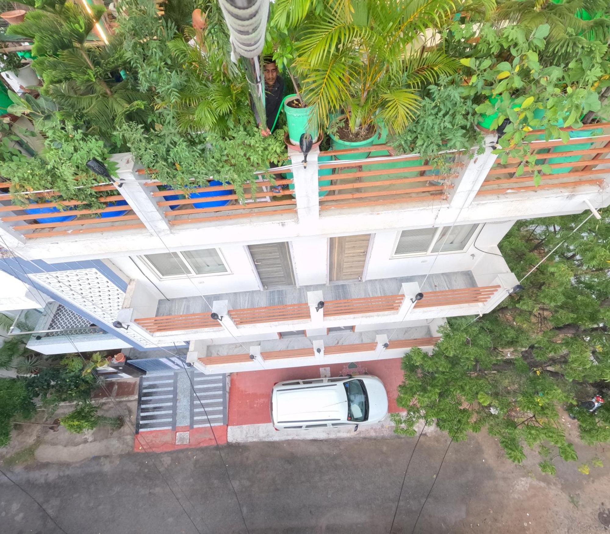 Choudhary White House Udaipur Apartment Bagian luar foto